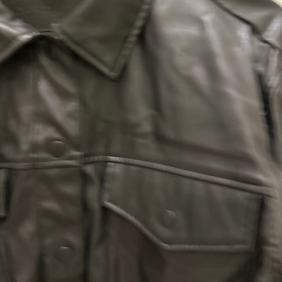 Women Black Leather Jacket - Picture 4 of 5